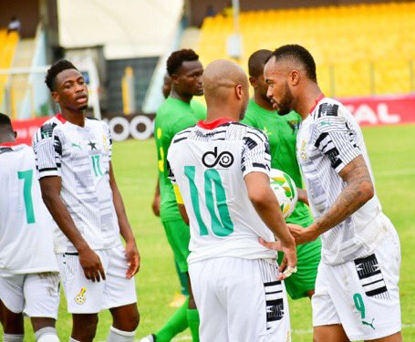 Footballogue's tweet photo. [#QualifCAN🏆] GHANA🇬🇭 3-1 🇸🇹SAO TOMÉ-ET-PRINCIPE

⏱ FIN DU MATCH !

⚽️ Opoku
⚽️ Ayew
⚽️ Baba Rahman
                            ⚽️ Fernandes

Le Ghana se qualifie pour le CAN 2022 !

#GHASAO https://t.co/pyOzz9dwkC