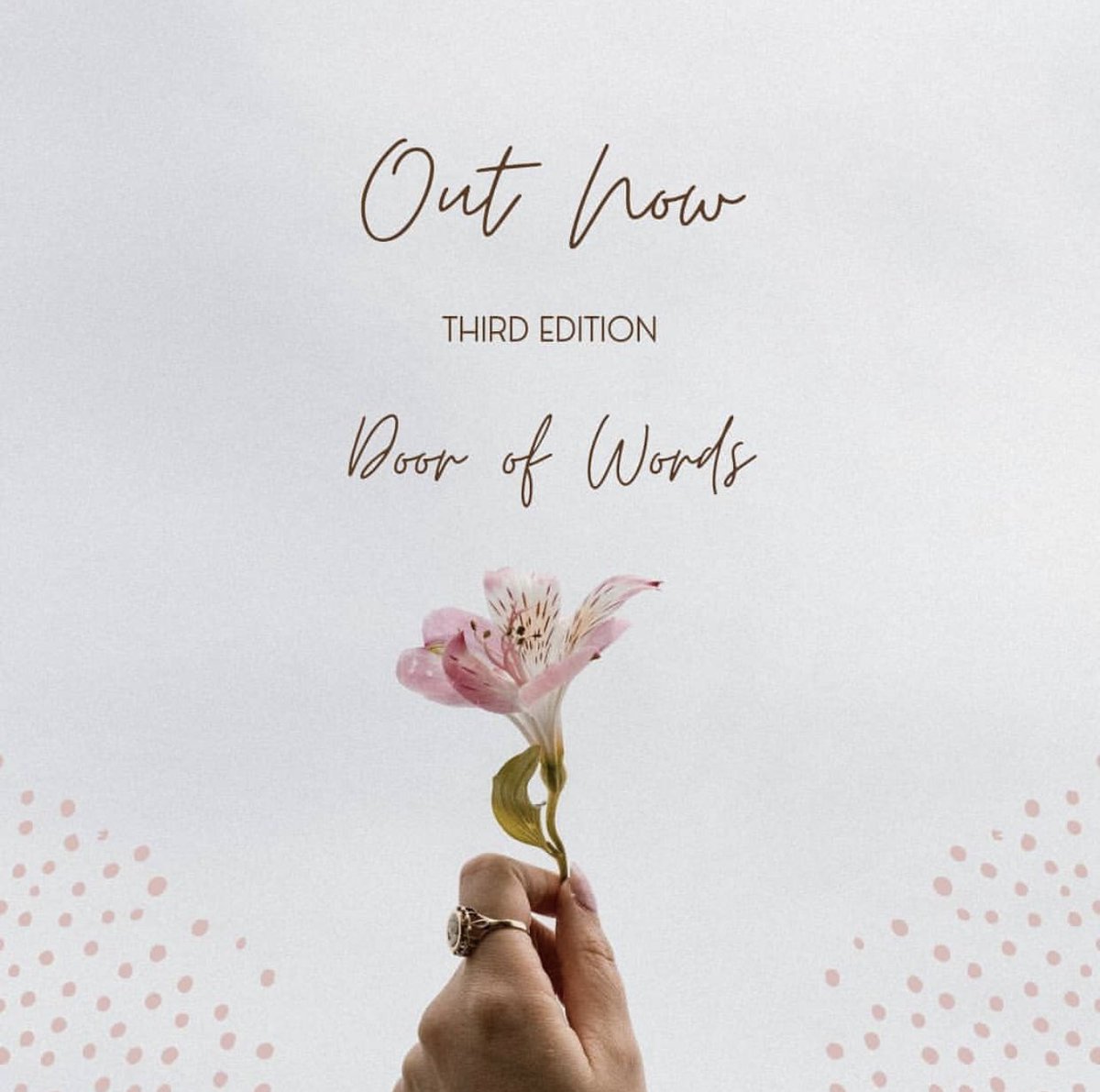 DoorWords's tweet photo. To read the third edition of Door of Words, click the link now: 

https://t.co/Yi3UO14eSX

From fiction to poetry, Door of words has everything your fantasy world needs! 

#WritingCommunity #poetry #fiction #bookexcerpts #articles https://t.co/xAPKVtYeK2
