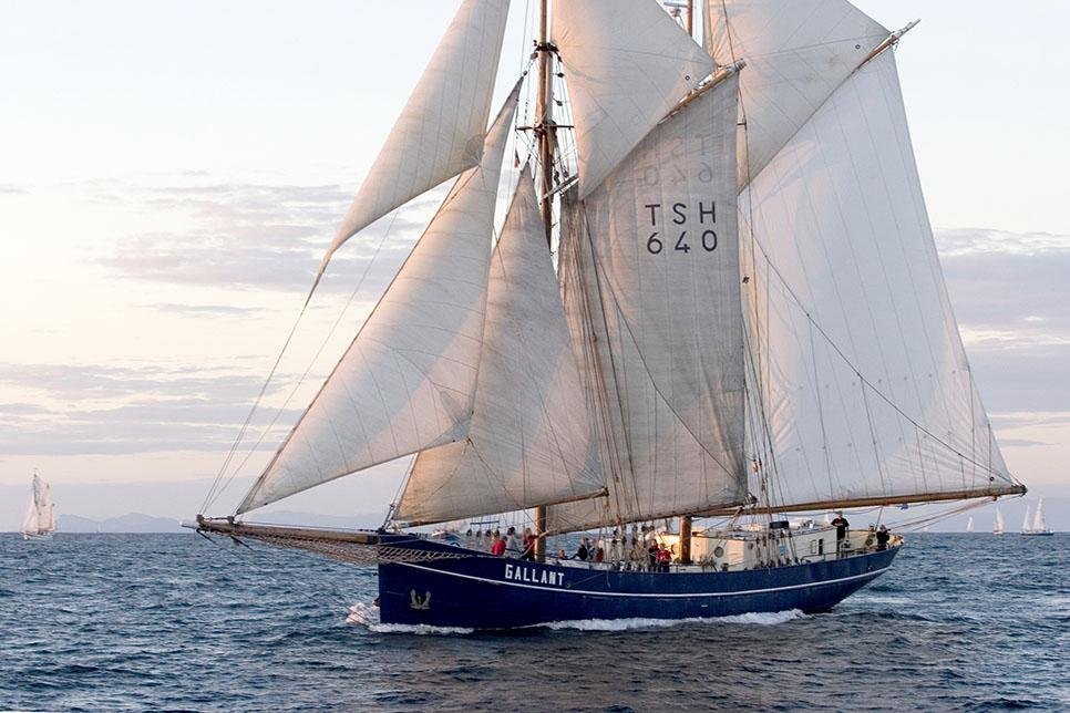 EcoClipper's tweet photo. "...Furthermore, sailing ships can become ambassadors for sustainable and responsible consumption." The latest EcoClipper blog is the 3rd in the series discussing how #SailCargo supports the United Nations' Sustainable Development Goals. 
Read it here: https://t.co/uZSHPqBUUv https://t.co/Q43Bp5I5Mg