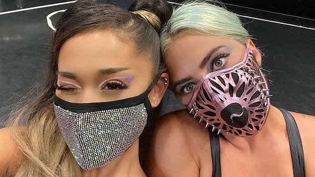 AGrande_ARG's tweet photo. Feliz cumpleaños a la MADRE MONSTER, admiramos tu enorme talento y hermosa voz. “Rain On Me” seguirá siendo una de tus mejores colaboraciones, deseamos una segunda parte de la canción ganadora del Grammy 🤍

#HappyBirthdayLadyGaga https://t.co/BzDRqanyLS