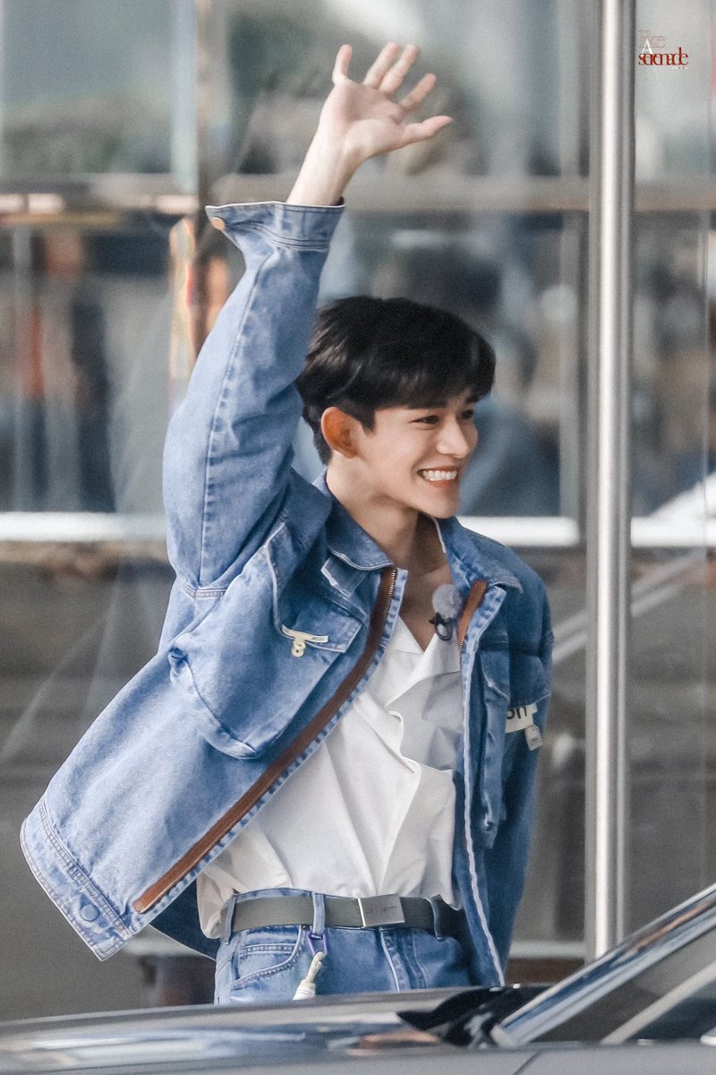luwinceo's tweet photo. I LOVE U SO MUCH WTFFFFFFFFFF https://t.co/TlGeTT2K2B