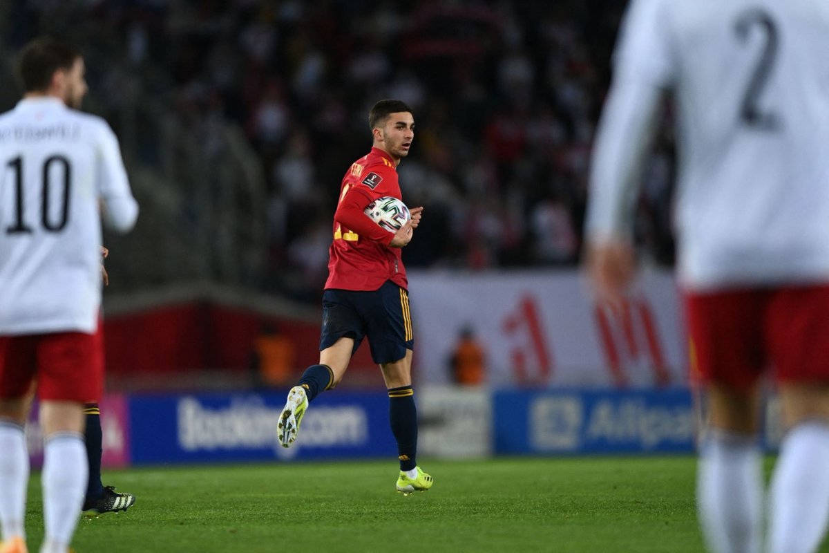 Eldeporte_off's tweet photo. FULL-TIME
🇬🇪 Georgia 1-2 Spain 🇪🇸
🇩🇰 Denmark 8-0 Moldova 🇲🇩
🇦🇱 Albania 0-2 England 🏴
🇦🇲 Armenia 2-0 Iceland 🇮🇸
#GEOESP #DENMOL #ALBENG https://t.co/t5doTMP8Nc