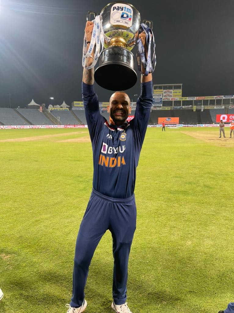 SDhawan25's tweet image. Special team 🇮🇳, special series win 🏆 So proud of everyone in this group. We’ve worked smart and produced the right results 😊 Congratulations to all 👏