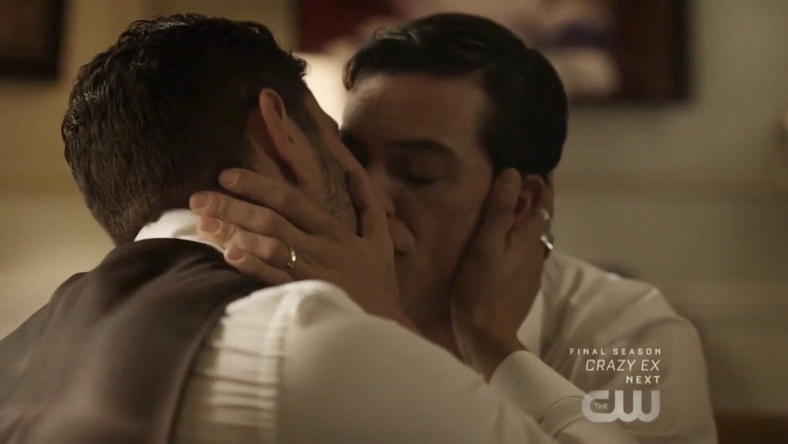 s_ffron7's tweet photo. 2.1 โค๏ธ
#steammy #screenshots
#stevencarrington #james #samcarrington #sammyjo #raf #bringbacksteven #bringbackjames #dynasty @cw_dynasty @TheCW https://t.co/c3N4qqMs54