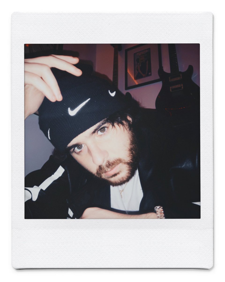 adidaparis's tweet photo. NEW SINGLE “FCKED UP” OUT -24hrs 🌎🌎🌎🌎 https://t.co/7SWbDle6Kp
