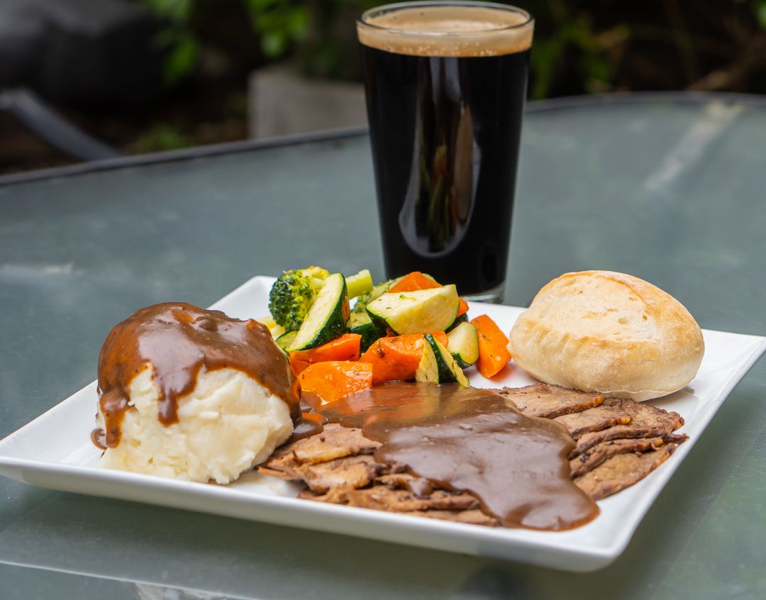 Met Bar & Grill (@metbargrill) on Twitter photo Sundays are for Sunday Roasts at The Met!
Enjoy our famous $15 roast beef dinner and $5 Budweisers while watching a game on our screens ππΊ
And don't forget to try our Triple Chocolate Mousse Cake for dessert! It's a dream come true
#SundayFunday #SundayRoast <a href="/DowntownNewWest/">Downtown New West</a> Sundays are for Sunday Roasts at The Met!
Enjoy our famous $15 roast beef dinner and $5 Budweisers while watching a game on our screens ππΊ
And don't forget to try our Triple Chocolate Mousse Cake for dessert! It's a dream come true
#SundayFunday #SundayRoast <a href="/DowntownNewWest/">Downtown New West</a>