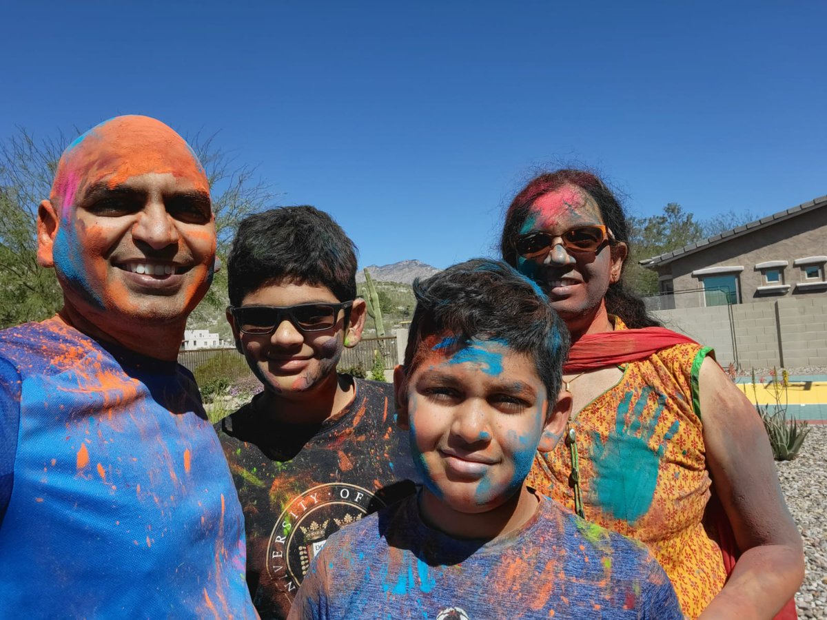 SarithaAinapur1's tweet photo. May your life be blessed with the colours of Joy, happiness, friendship and love!!! Happy Holi!!! @BAinapurapu @InduPartha @UAZSouthIMRes https://t.co/dc4VYMQnUN