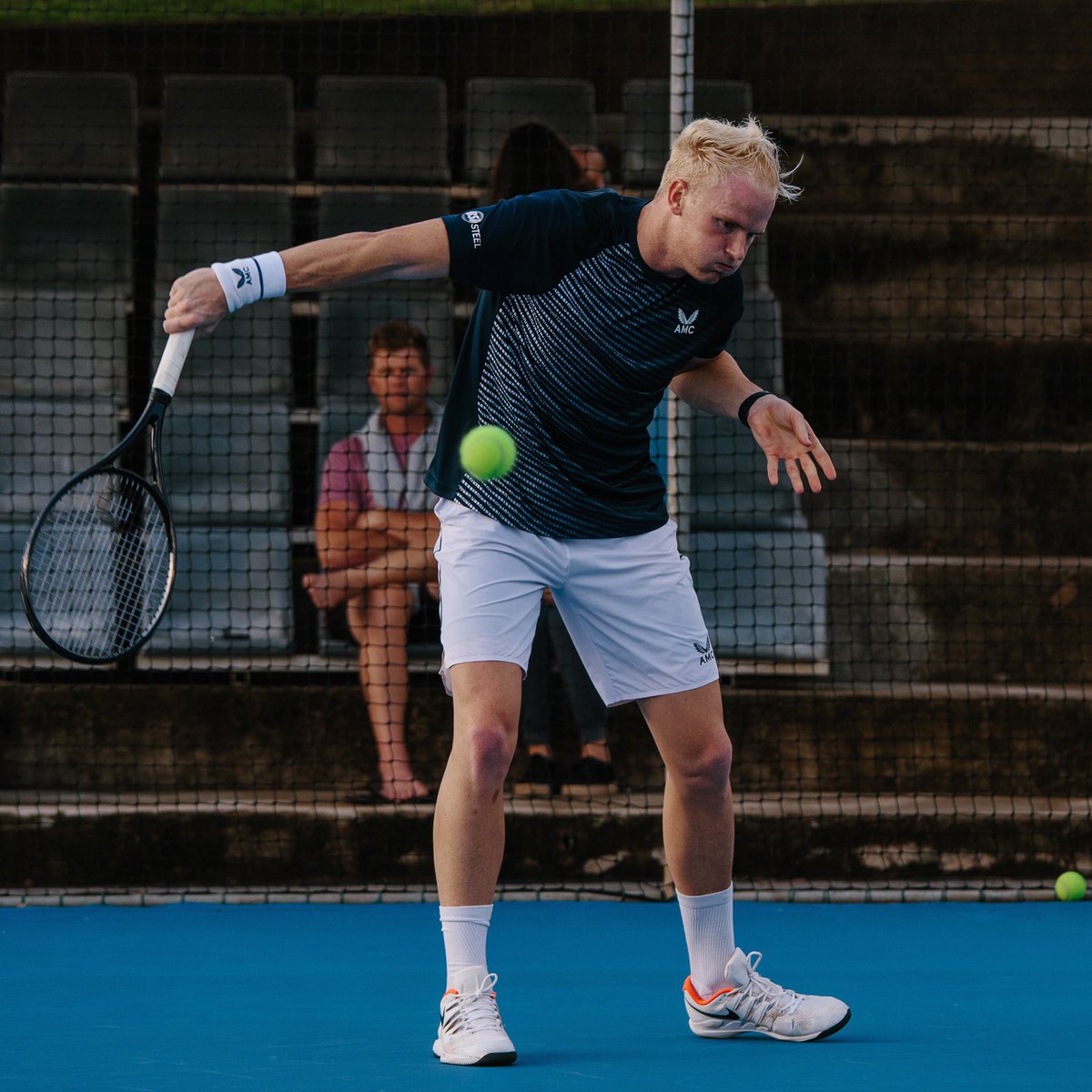courtslock's tweet photo. Three Hip surgeries later... I’ve still got a mountain to climb before I’m pain free and 100% fit to compete, but this week was an important step in the right direction🎾Thank you God for giving me the strength on the days I can’t find it in myself🙏 #Zimbabwe #Tennis #lockbros https://t.co/i5Ng7OpQbe