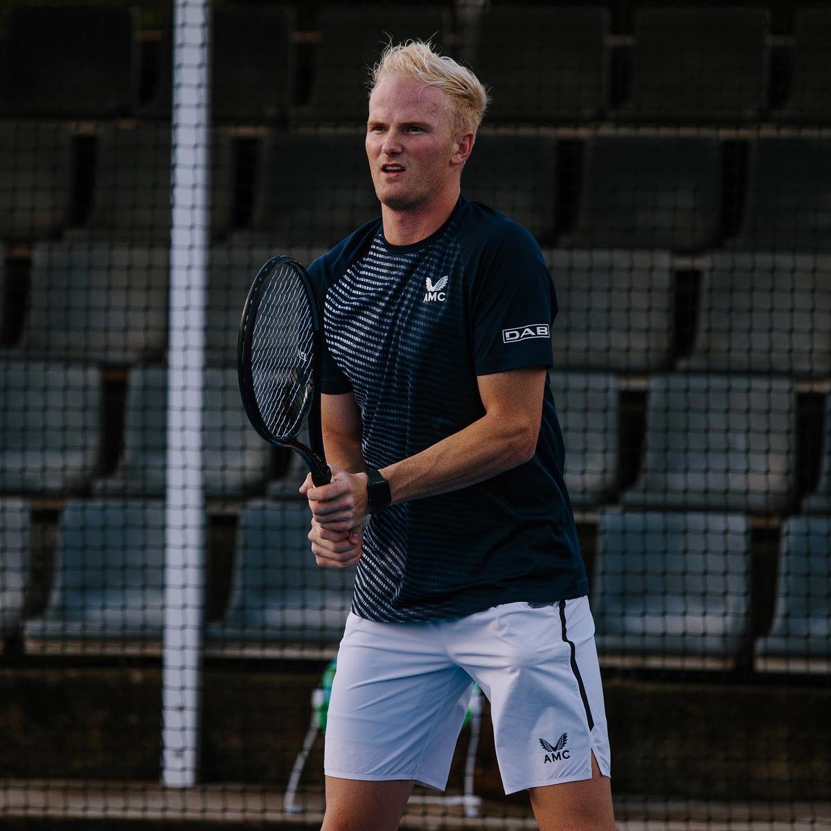 courtslock's tweet photo. Three Hip surgeries later... I’ve still got a mountain to climb before I’m pain free and 100% fit to compete, but this week was an important step in the right direction🎾Thank you God for giving me the strength on the days I can’t find it in myself🙏 #Zimbabwe #Tennis #lockbros https://t.co/i5Ng7OpQbe