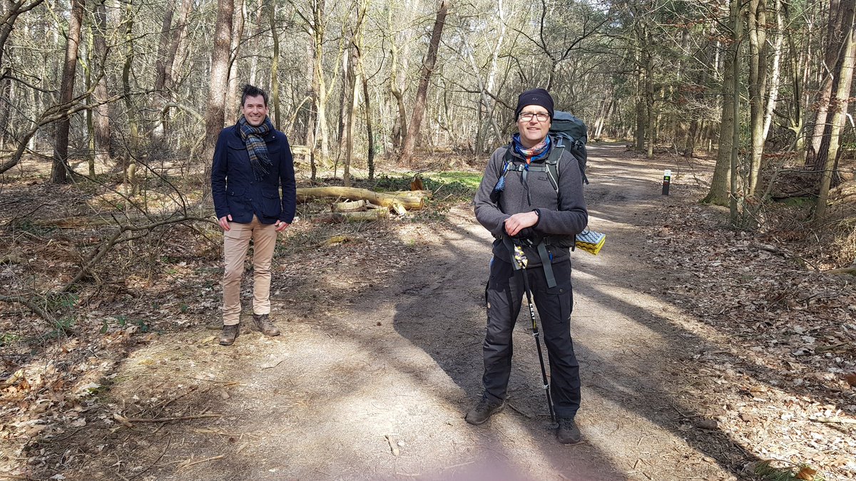 Oud-dorpsgenoot en nu burgemeester van Alphen-Chaam, Joeri Minsens, hoorde dat ik via het #Grenslandpad door zijn gemeente kwam. Hij liep 20 km mee en ontving me vanochtend met koffie. Dat is nog eens #gastvrij.