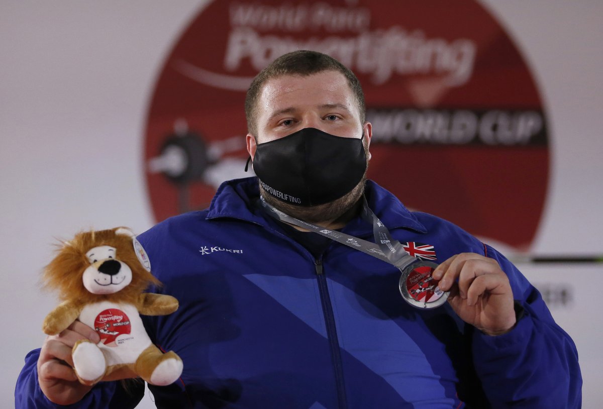C4Paralympics's tweet photo. 202kg. Two hundred and two kilograms!

What a lift from @Liam_McGarry67 to take silver at the Para Powerlifting World Cup 💪👊

#Manchester2021 https://t.co/DSCTifcJVL
