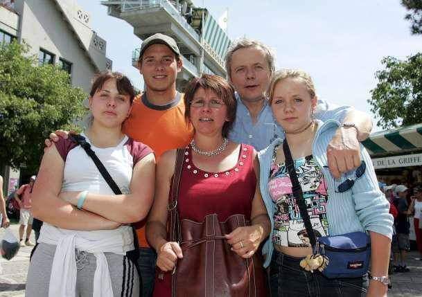 SimonFely's tweet image. Sa fi binecuvintat impreuna cu familia ta si o provocare pentru STAN si familia va asteptam in Timisoara la o masa copiioasa cu mare drag BINECUVINTAREA DOMNULUI SA FIE PESTE VOI SI FAMILIA TA STAN AMIN,ALELUIA