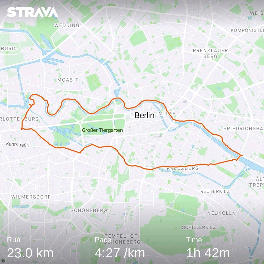 edgarvanamsen's tweet photo. 🌟 Sunday 🌥  Long Run along 🦢 Spree 🏃🏼‍♂️4:27"

#berlin🇩🇪 #spree #river #strava #run #berlinrunners #stravarun #dailyrun #stravamap #fit #runmotivation #halfmarathon #marathontraining #longrun @ Berlin, Germany https://t.co/9Sx2iQVnAy https://t.co/U69vly2t0a https://t.co/4cCZIkVUsI