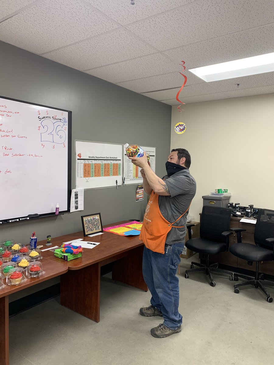 thebirsk's tweet photo. Lucas using his special powers to count skittles. @EgregoryHD @whipplenh @stevenlongmoor1 #3408proud https://t.co/552bbuonjF