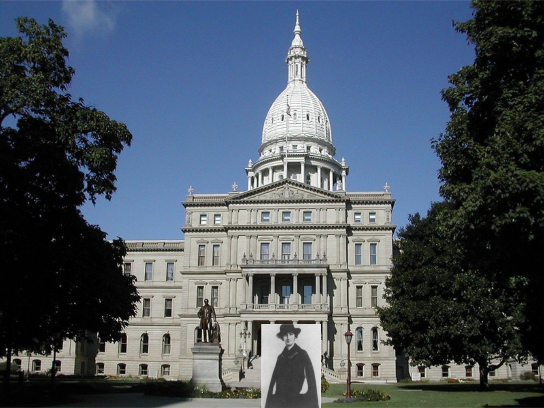 APTAMichigan's tweet photo. This weekend #FlatMollie was quite busy during #studentconclave & #SpringConference with visits to Detroit's Motor City Casino, The State Capital in Lansing, Sleeping Bear Dunes National Lakeshore in Empire... https://t.co/hrOjBq8dEW