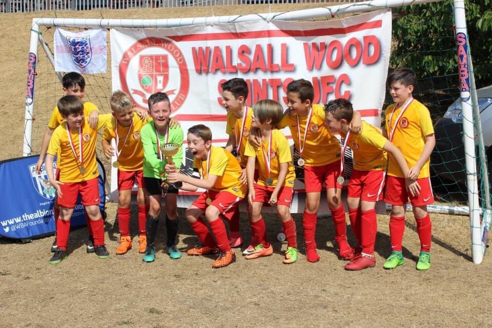 We’re nearly there!!

After another Lockdown, grassroots football is back from tomorrow 👏🏻 💪🏻 

All of our coaches can’t wait to get back out on the grass/Astro to enjoy football again. 

Stick to the guidance and hopefully we can have a great summer ☀️ 

#FTGOTWWS 🔴⚪️🔴⚪️