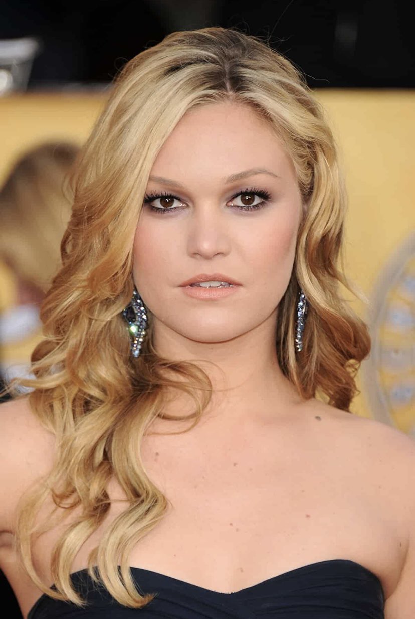 Seriously though, I love Julia Stiles and I hope she has a really happy 40th birthday!     