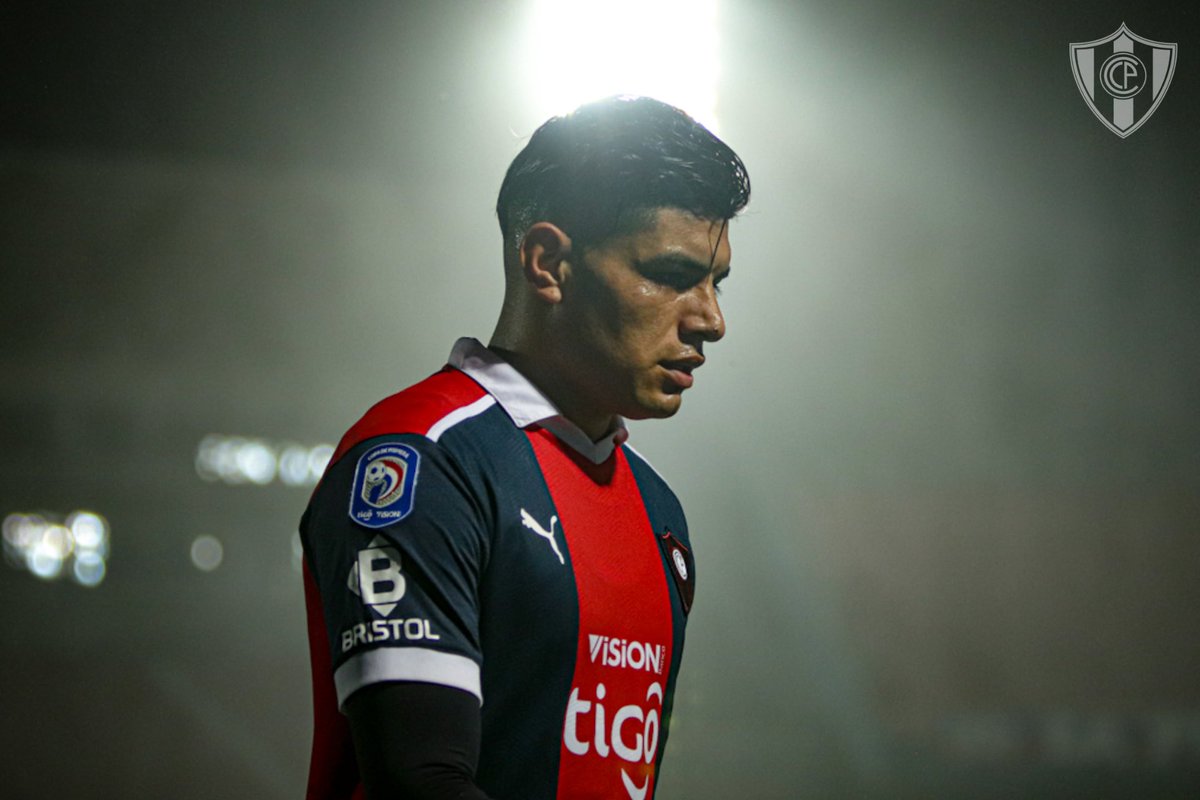 Marca_Zonal's tweet image. 📈Cerro Porteño en la primera rueda del AP2021:

➤ 1ro con mayor % de remates precisos (40.6%)
➤ 1ro con más regates intentados (30.5)
➤ 2do con más toques en área penal rival (17.96)
➤ 1ro con menos balones perdidos (85.7)

[ DATOS POR PARTIDO ]

Mucha efectividad 🌪🌪