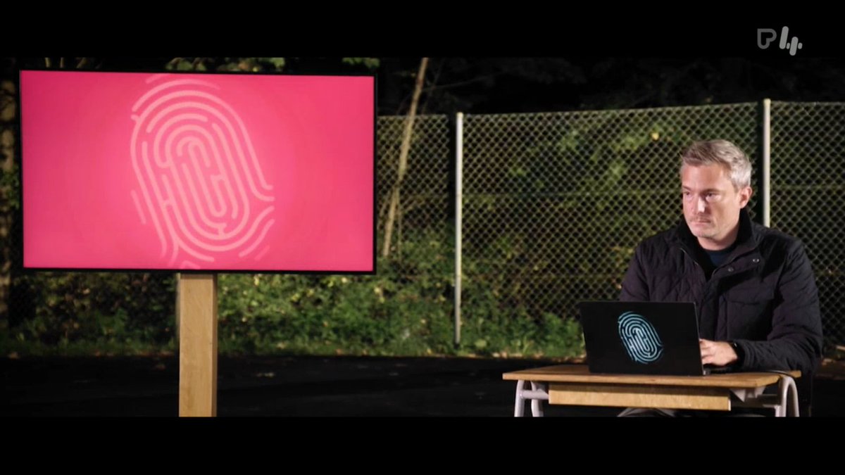 #DeMol 
Ik: hallo Twitter hier is mijn theorie en kijk eens hoe goed ik mensen kan lezen
De makers van De Mol: