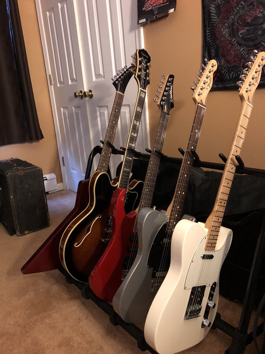 DocRockerMusic1's tweet photo. The starting lineup! Should have gotten one of these stands ages ago! Gonna get extensions for the remaining axe π€
#DocRocker #guitar #guitarist #guitarplayer #metalhead #practicemakesperfect https://t.co/hwOeQEHy9A