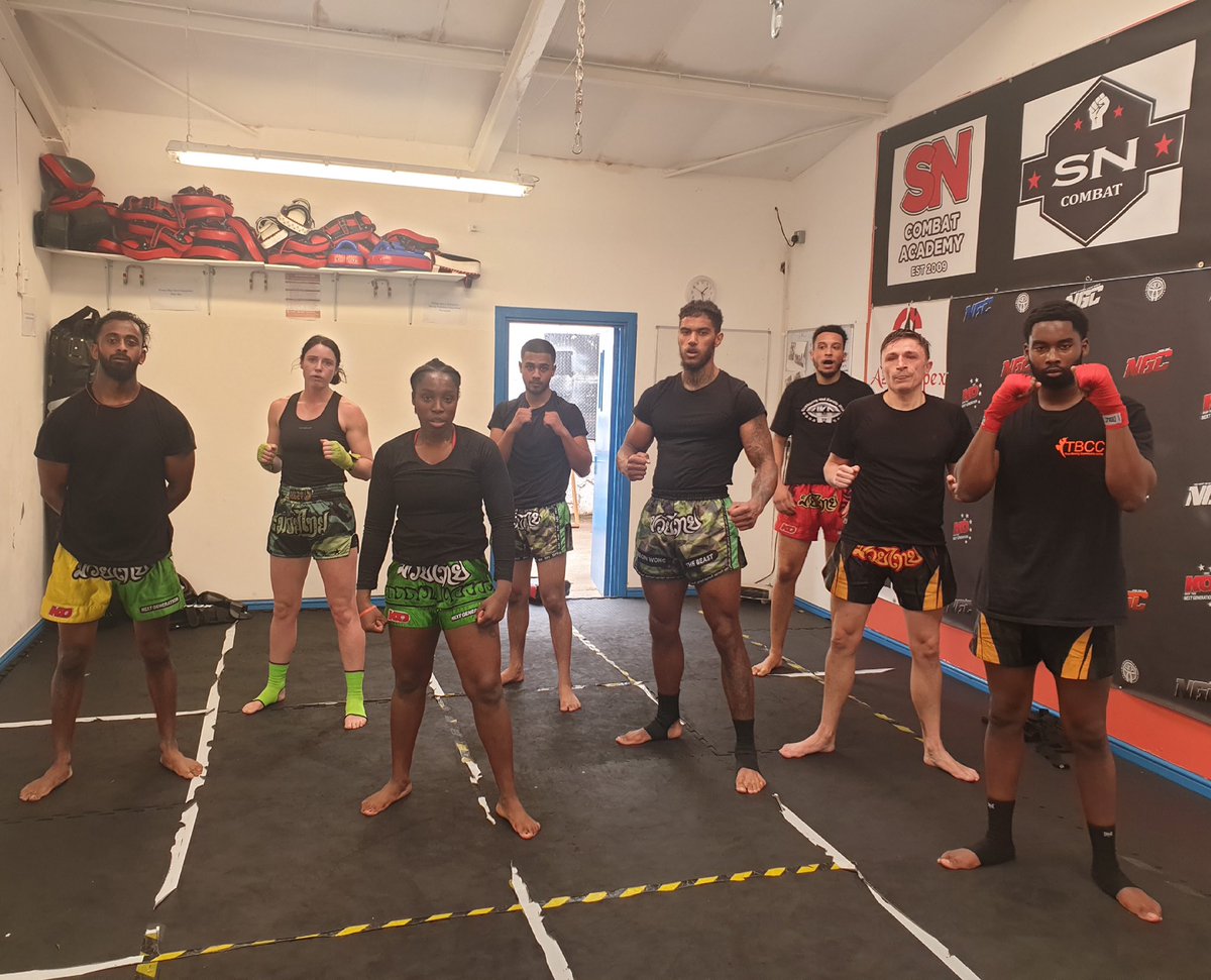 SNCOMBATACADEMY's tweet photo. Good people bring out the good in people ๐๐พ๐ค
#sundaymood #sncombat #combat #muaythai #training #boxing #sngym #gymmotivation #inspo #sundayvibes #bhfyp #combatsports #community #unity https://t.co/QxoQMGZd0z