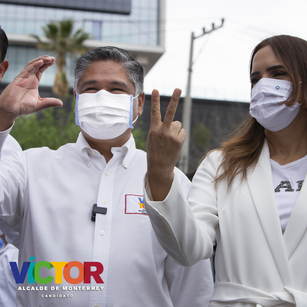 VictorFuentesNL's tweet photo. Hoy presentamos la PoliRegia, nuestro modelo de policía de proximidad, confiable y capacitada.
¡Transformemos Monterrey, nos urge recuperar nuestra seguridad!
#VictorFuentes #EsAhoraEsYa #AlcaldeMty #MonterreyAhora #Mty #TransformemosMty https://t.co/gcQSRLUJJ9