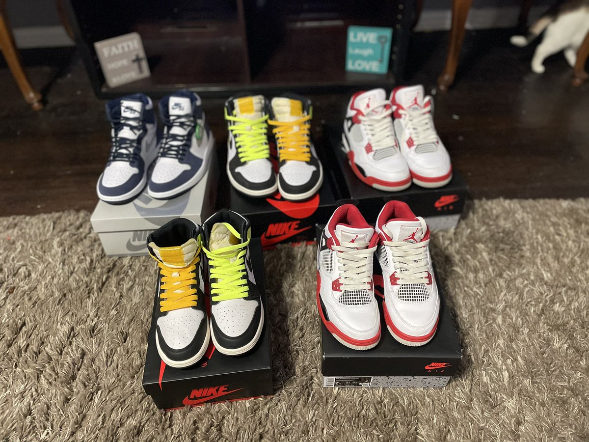 OnlyDiggs's tweet photo. Father and son bonding. #LastDance and cleaning our Jordanโs for the week! Lace swaps and everything! #FireReds #Volt1s #MidnightNavy1s #COJP even snow wanted to help https://t.co/wMBVA3cN7U