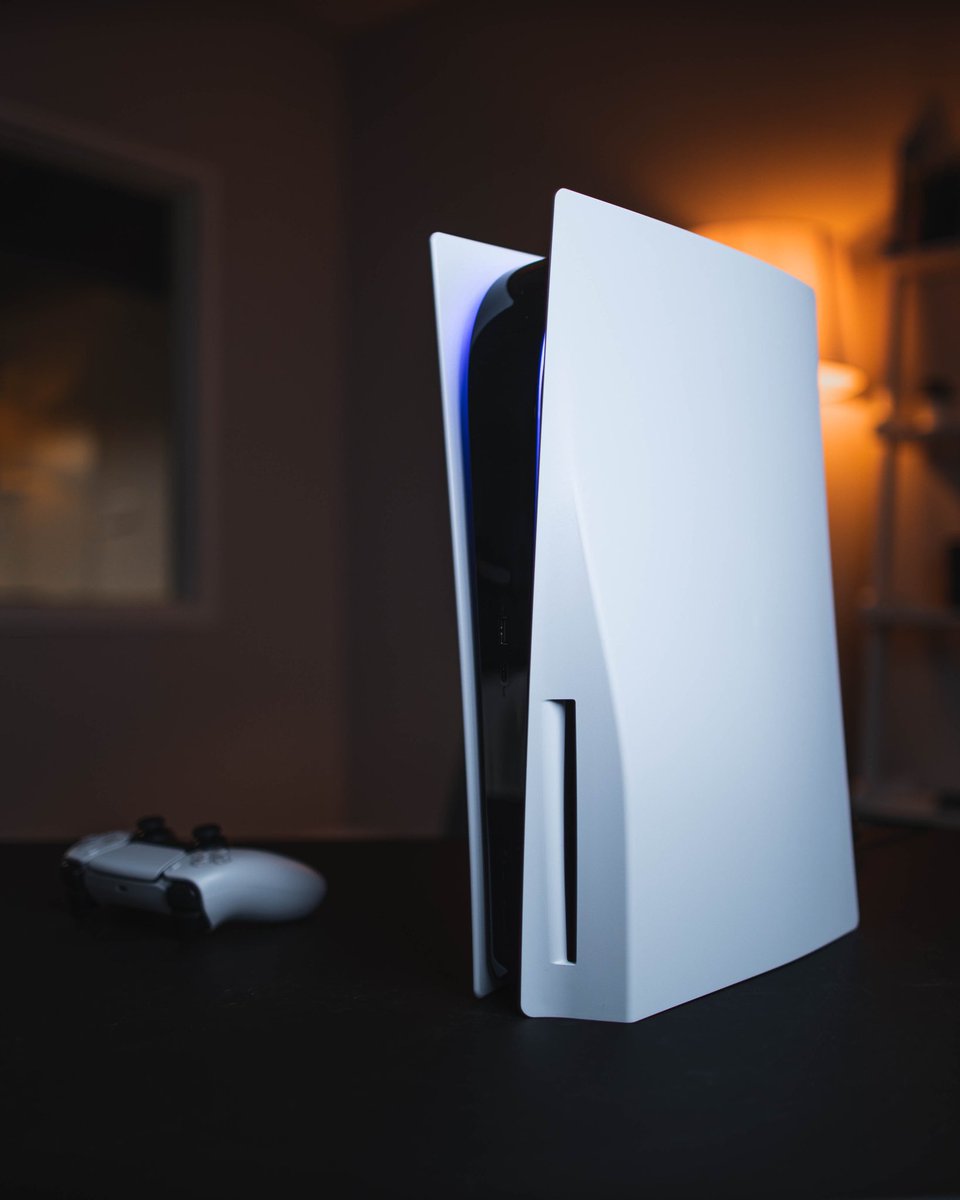 kallehallden's tweet photo. Tempted to try to install Linux on this #LinuxEverywhere https://t.co/kn0KtkEn6W