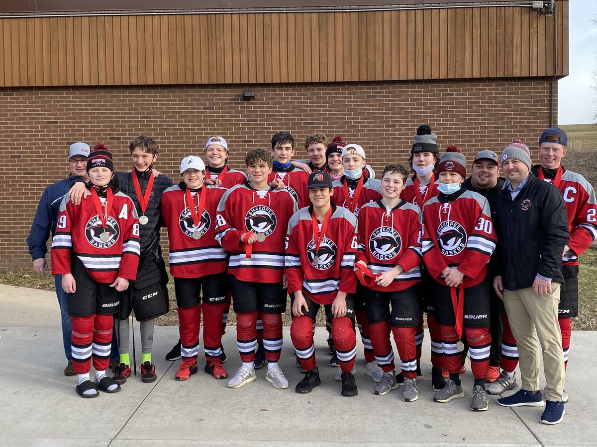 forallpeople33's tweet photo. The season ends for the Sabers Bantam B2 with a 6-3 loss in the district championship. I could not be more proud this group. They faced adversity and drove through it. Grow from this moment. D6 is turning Red. @shakopeehockey #SaberPride #TwoclapsandaRickFlair https://t.co/XBsMr0p2wW