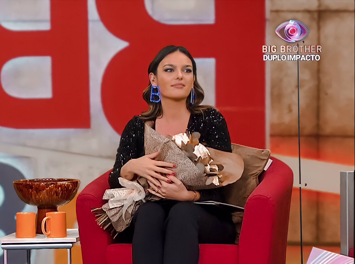 blushhhhhhhhh's tweet photo. appreciation post a mafalda que nao so e linda de morrer como tanto aturou com a sua infinita paciencia 🤍 #bbtvi https://t.co/hWFy5Rqbxc