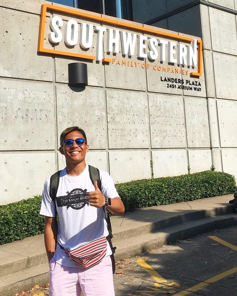 tamucareer's tweet photo. Through a 12 week summer program with @SWA1855, Zach Mendoza was able to build his #resume by gaining important #softskills and building his confidence.
Read more at https://t.co/o1eOT3wPn3
#saturdayshoutout #blog #tamu #aggies #southwesternadvantage #tamu22 #aggieengineer https://t.co/Hmf82y6dIA