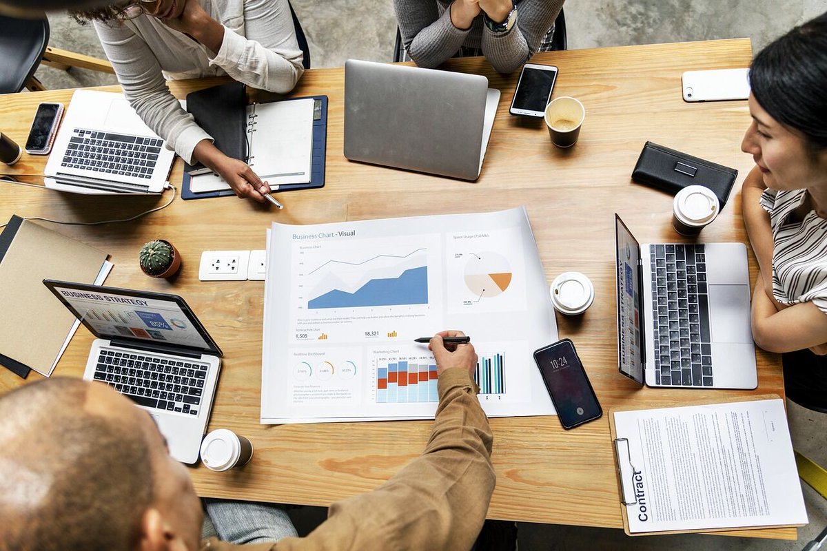 SGPPartnership's tweet photo. SGP certified printers are sustainability leaders who can independently validate their sustainability initiatives &amp; attract new business from print buyers who value a reduced environmental impact.  #sustainablesupplychain #sustainablefuture  https://t.co/vKM9sOvy07 https://t.co/is88FTOp69