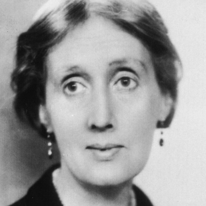 FideuetF's tweet photo. El llenguatge és com una xarxa foradada i vella per la que s'escapen els peixos després de quedar-hi atrapats. Potser sigui preferible el silenci.

Virginia Woolf

#aforismes #woolf
#ff_woolf #ff_llenguatge https://t.co/eTLlI7R2uU