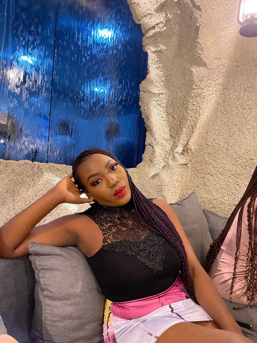 AsaConfam😎 (@preciousileh) on Twitter photo 