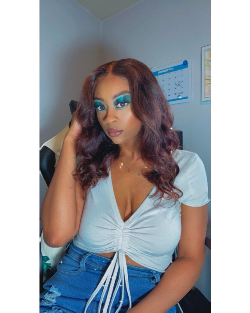 nturavrgejrdynn's tweet photo. Since today was gloomy. I decided to play in some blues. How did I do? #notamakeupartist #butilookgood #baddie #blackgirlmagic #melaninpoppin https://t.co/0sE92BOZzH