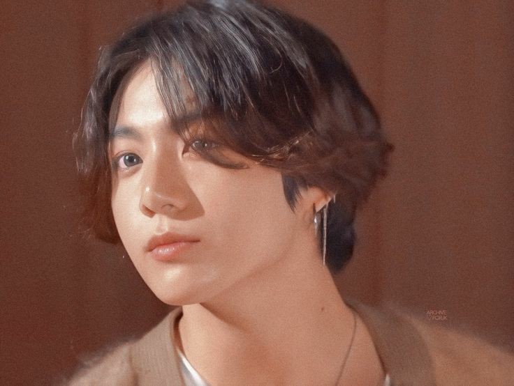 sirin_hi's tweet photo. Okeey 
brown fits 🤍
#jungkook https://t.co/0mvDEb1FVU