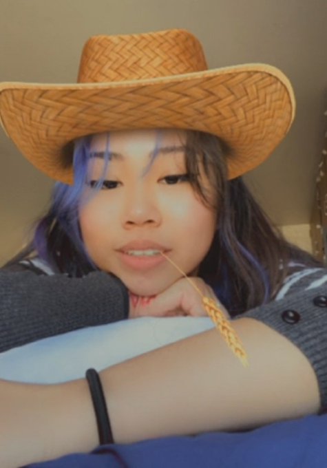 When ur scrollin on farmers only and she says she doesn't know how to tie a hog https://t.co/p7Z7toH