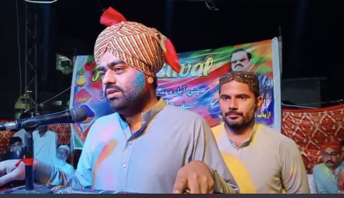 arbab_lutfullah's tweet photo. Today I celebrated Holi in my town Mathi.Thar is symbol of peace n pluralism where we celebrate all religious n cultural events. Holi 2021 is celebrated here by Hindu n Muslims n that is example of religious harmony. 
#HoliInThar 
#PeacePluralismOfThar https://t.co/RQyu3GjG5L