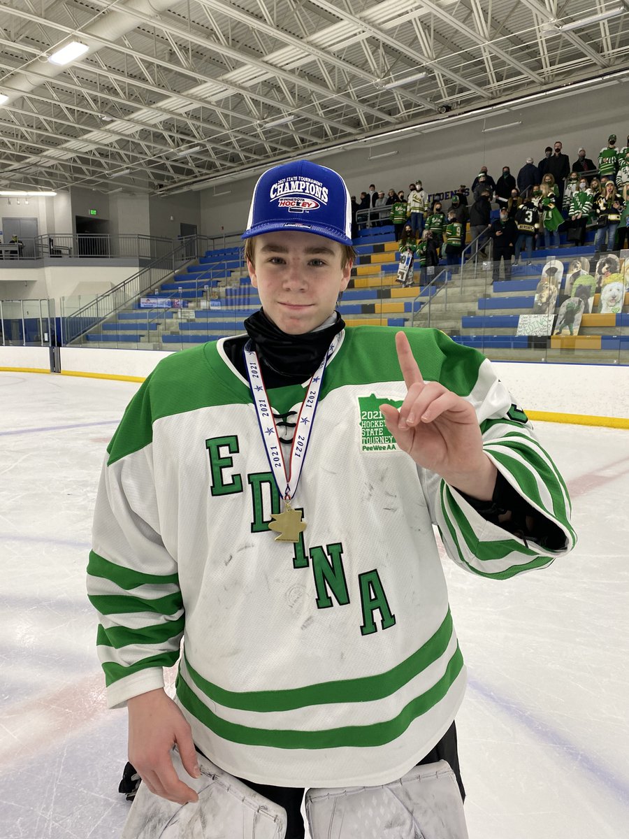 YouthHockeyHub's tweet photo. ****STATE CHAMPIONS****

Edina rides a three-goal first period to its third Peewee AA state crown since 2013.

Edina goaltender Chase Bjorgaard earns Tourney MVP honors, finishing with 26 saves in the finale.  

EDINA: Pittsley (2), Trottier (2), Vandertop
OMG: Schindel https://t.co/MZybq8obpG