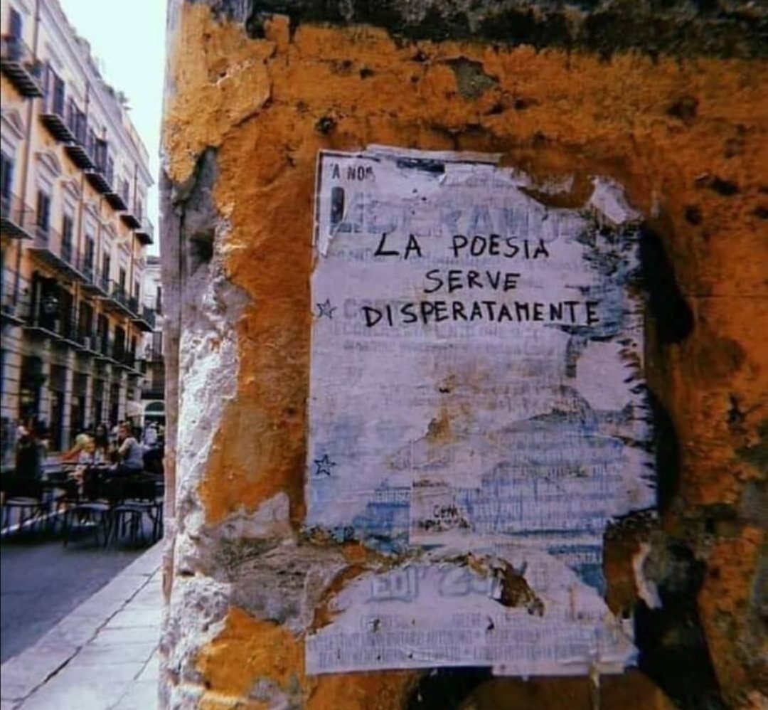 LiberePoesie's tweet photo. Disperato bisogno di Poesia. ❤️ https://t.co/aBKrdhlztx