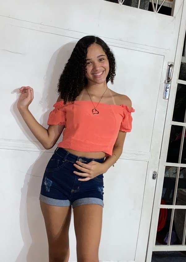 Ela é toda perfeitinha😍✨