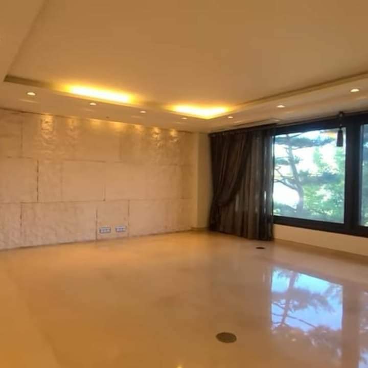 sirin_hi's tweet photo. Thread 🖇
Taehyung's new house 🗝 
It's so luxurious really love it 

#taehyung #kimtaehyung #taetae #tae #v #tata #taehyungv #taehyungbts #vedit #taeedit #btstaehyung #btskimtaehyung #btsv #vbts #vbtsedit https://t.co/SKDVaH9NWT