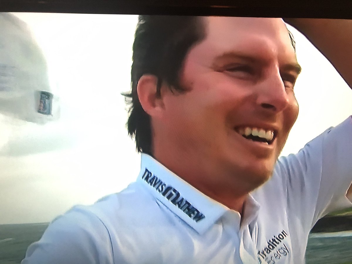 HE FREAKING DID IT! You beaut, <a href="/Joel_Dahmen/">Joel Dahmen</a> <a href="/GenoBonnalie/">Geno Bonnalie</a>