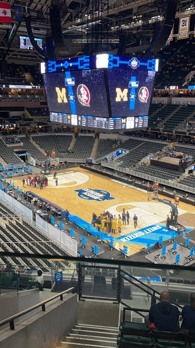 Pierre_Segmen's tweet photo. #basketballschool @stoolpresidente https://t.co/FFTCJhljNh