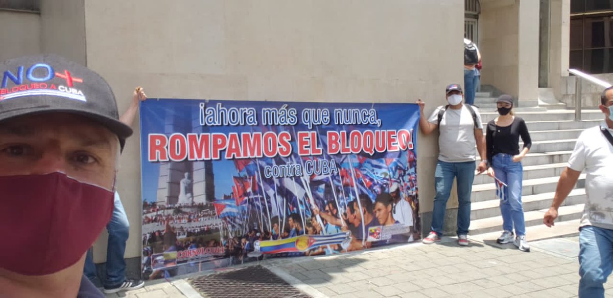 🌟 #Cuba desde muchas partes del mundo llegan mensajes al gobierno de EEUU para que levante el injusto y cruel bloqueo contra mi país. Se tienden grandes
#PuentesDeAmor porque la #SolidaridadVsBloqueo también es real. #DZT #AvisperoCubano💯🇨🇺
#CubaVsBloqueo
#SolidaridadMundial