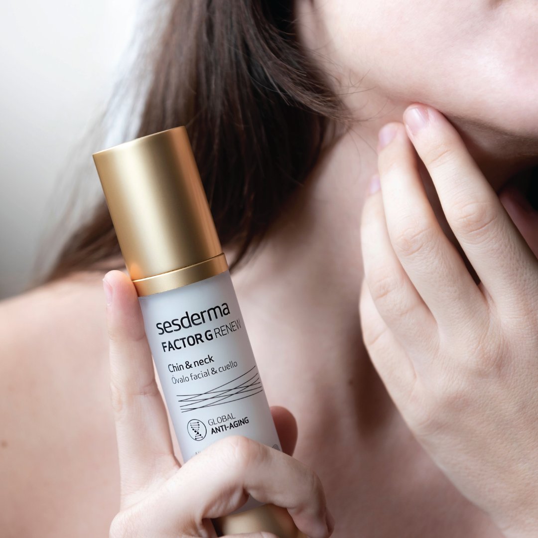 SesdermaCol's tweet photo. #FACTORG Renew óvalo facial y cuello es un producto tan completo que no dejarás de usarlo porque contiene factores de crecimiento y células madre vegetales que estimula la regeneración celular, el colágeno y la elastina. 
https://t.co/i8EkbvdZLM https://t.co/kC1ipvXRTm