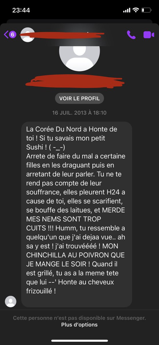 Pourquoi j’regarde mes invitations Facebook de 2013 moi aussi