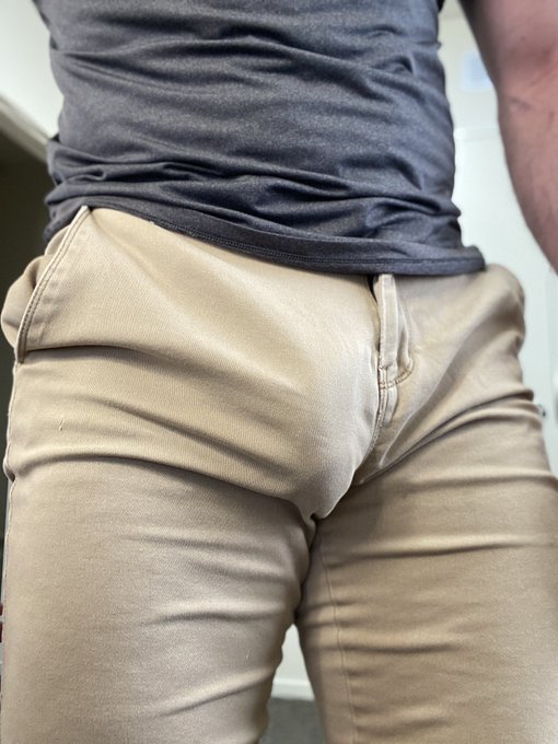 The #bulge is real today.  Come to Chaturbate and see https://t.co/Fupi3PKWXv<a href="/tag/bulge"class="tags">#bulge</a>