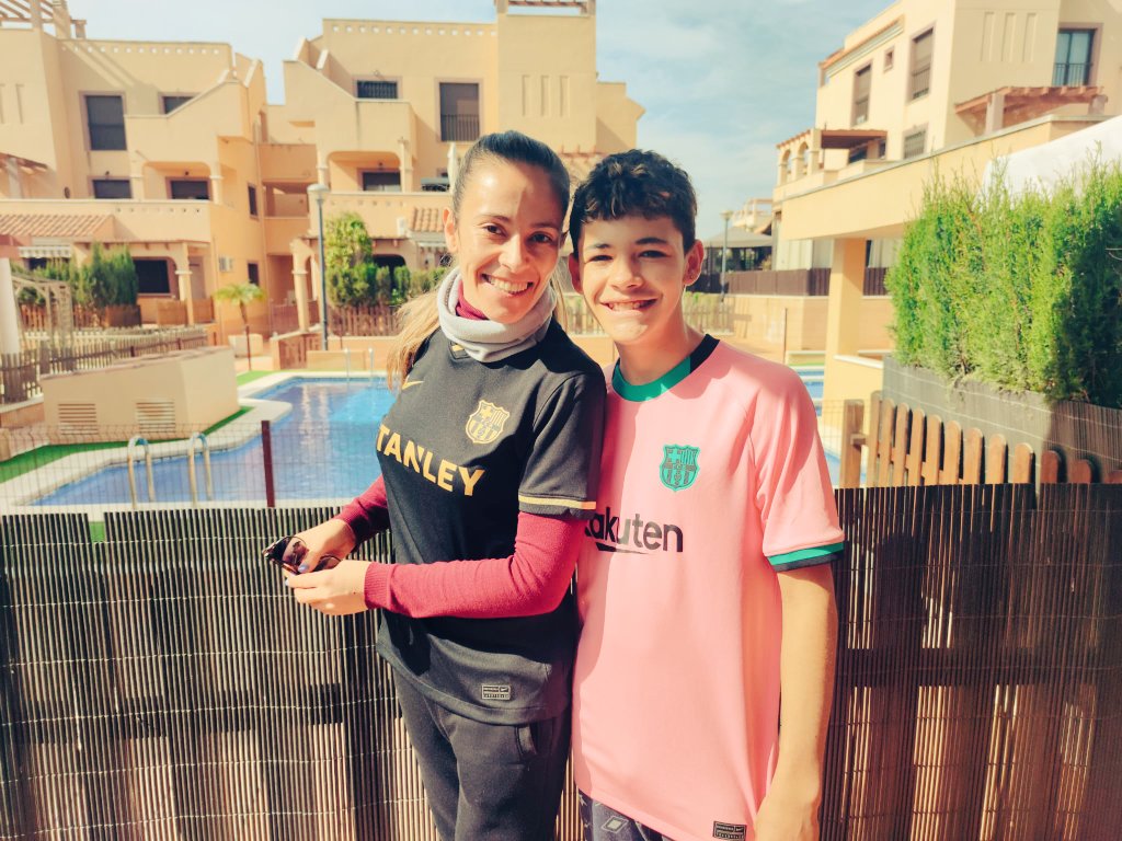NataliaMarVi's tweet photo. #amordetia #FORCABARCA #aguilasmurcia 😍 https://t.co/gRAKOYlpW2
