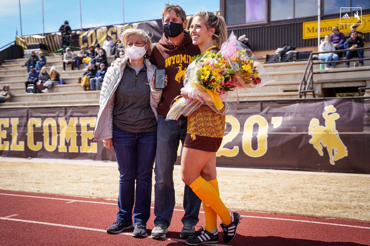wyosoccer's tweet photo. The 🤠⚽️ senior day views. 
#OneWyoming #GoWyo https://t.co/hIiMLC3Ypu